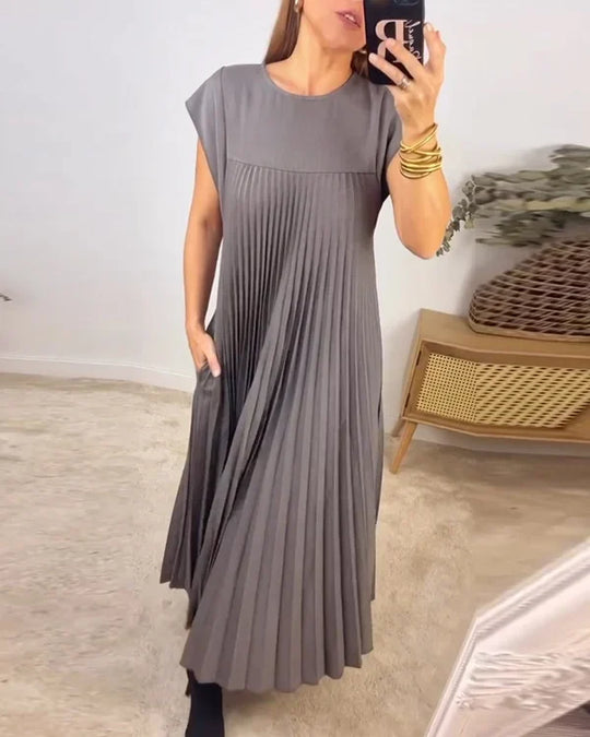 Kurzärmliges Plisseekleid