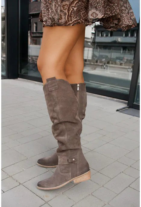 Heidi-Mode | Hohe Damenstiefel Stilvoll & Komfortabel Für Jede Gelegenheit