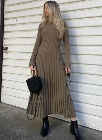 Langes Strickkleid für Frauen