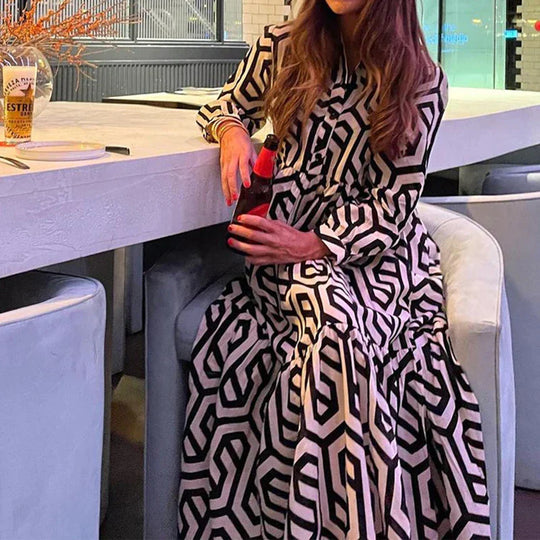 Heidi-Mode | Langärmliges Kleid Mit Geometrischem Muster