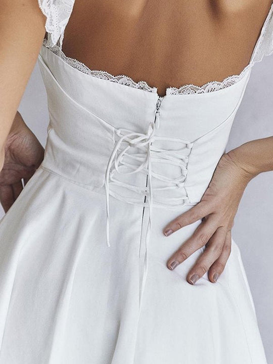 Heidi-Mode | Minikleid Mit Spitzenbesatz Zum Binden Am Rücken