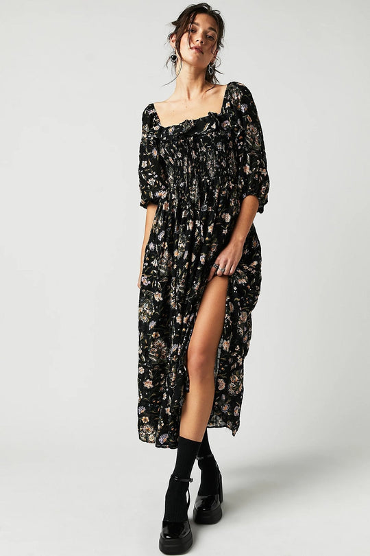 Heidi-Mode | Kleid Samira mit Druck und Rüschen Oben