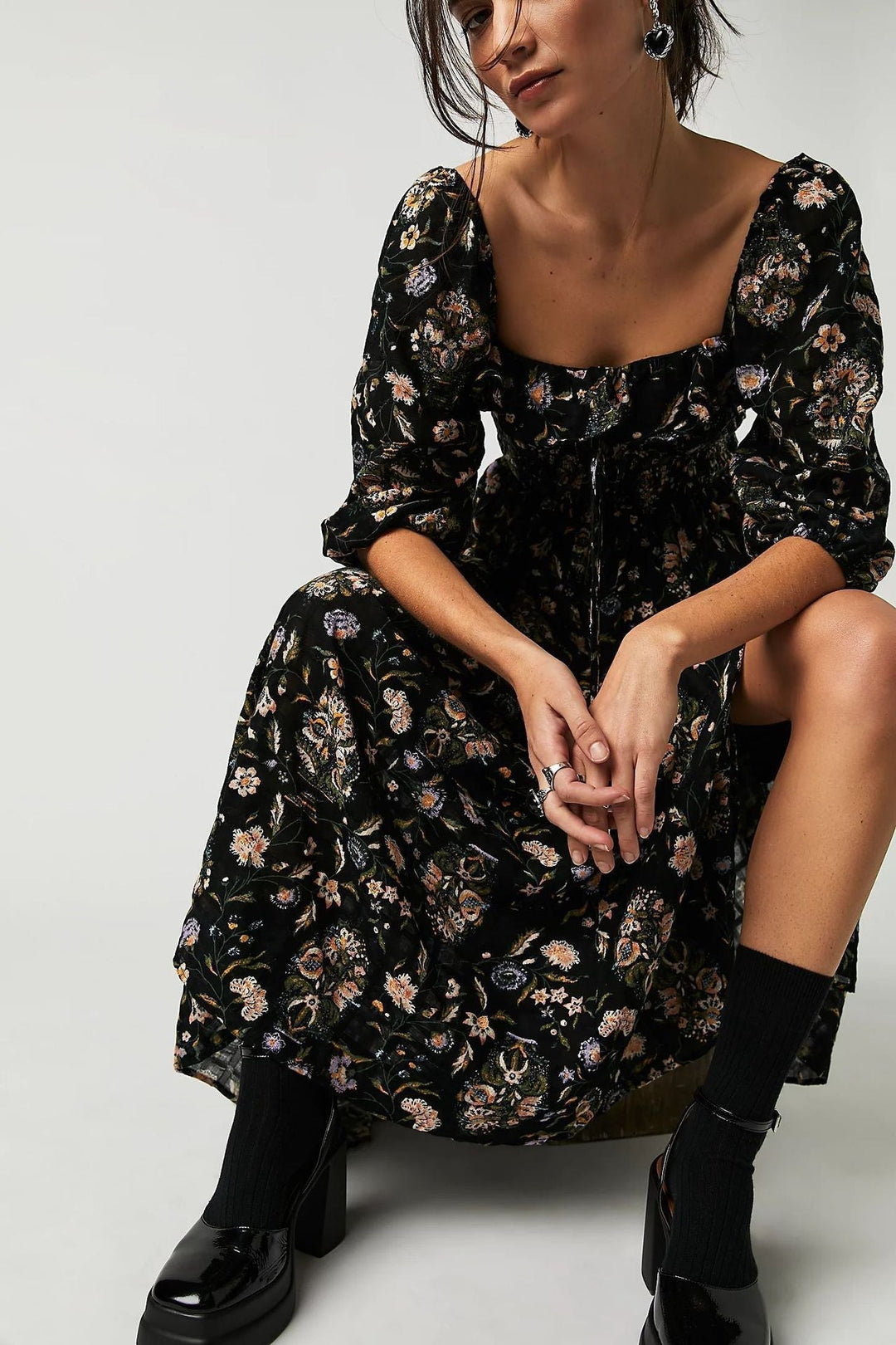 Heidi-Mode | Kleid Samira mit Druck und Rüschen Oben
