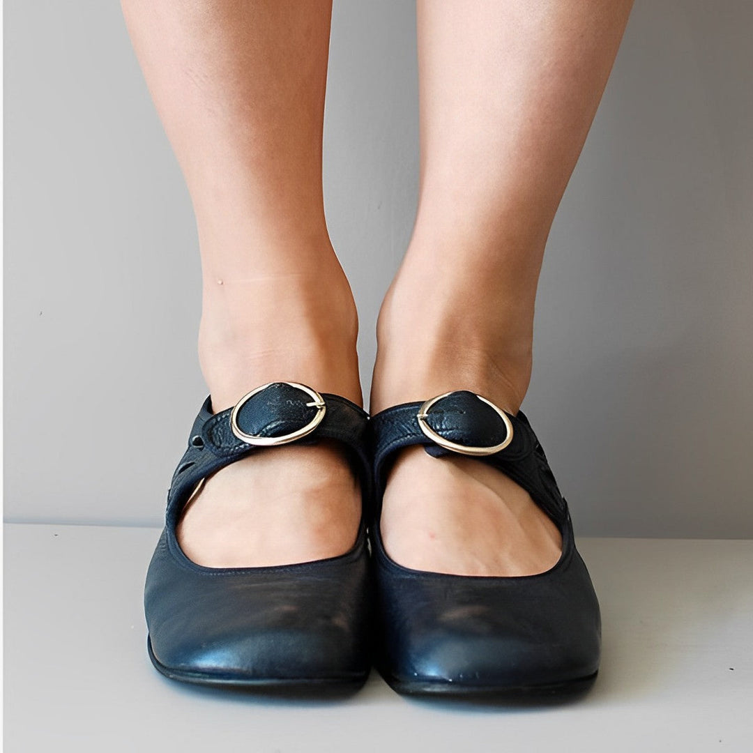 Heidi-Mode | Flache Schnallen Loafers