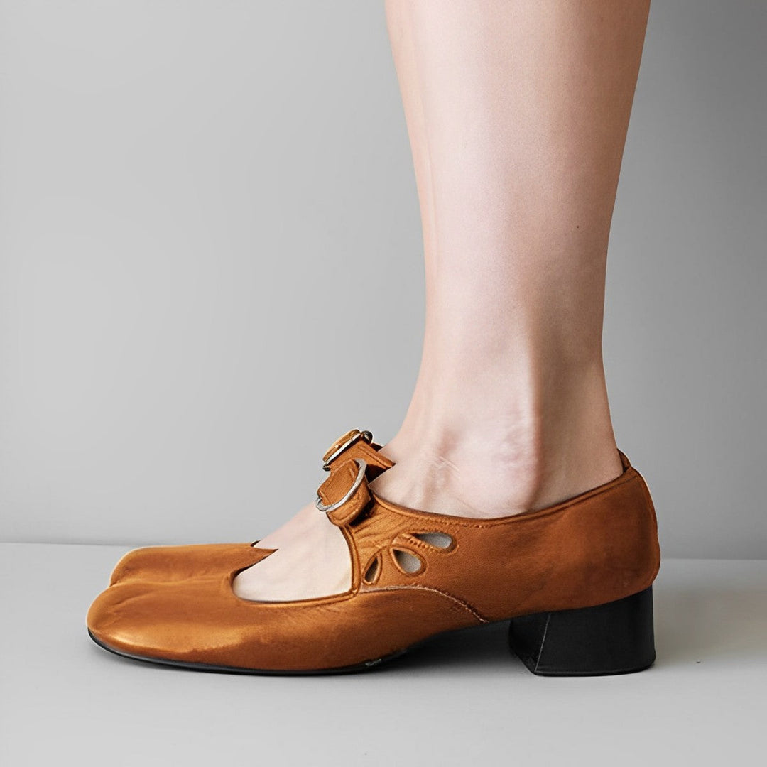 Heidi-Mode | Flache Schnallen Loafers