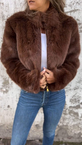 Heidi-Mode | Luxuriöse Felljacke