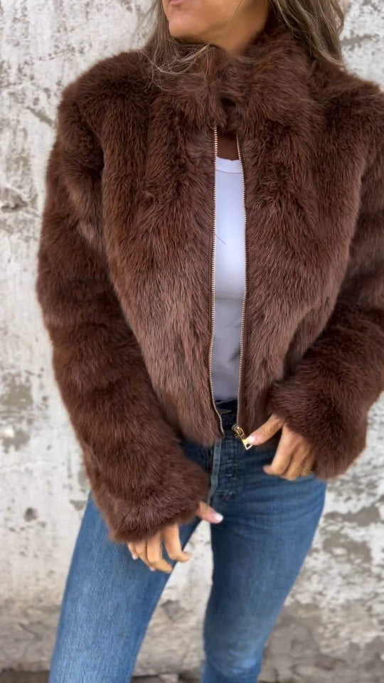 Heidi-Mode | Luxuriöse Felljacke