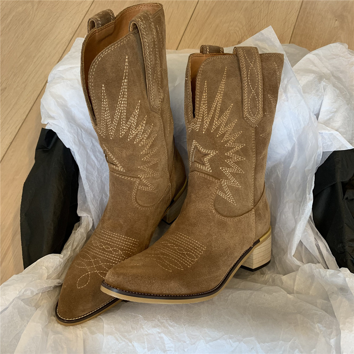 VIBE – Trendy Cowboy Stiefel für Festivals