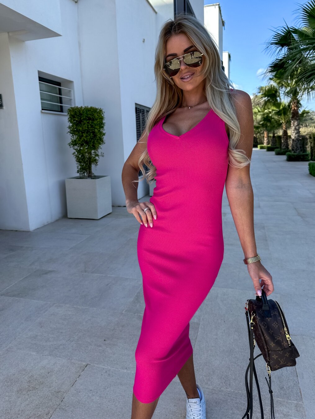 Heidi-Mode | Stilvolles Off Shoulder Crop Top und Midi Rock Set