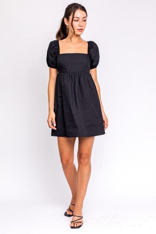 Heidi-Mode | Le Lis Kurzarmpuffärmel Babydoll-Kleid mit Rückenschnürung