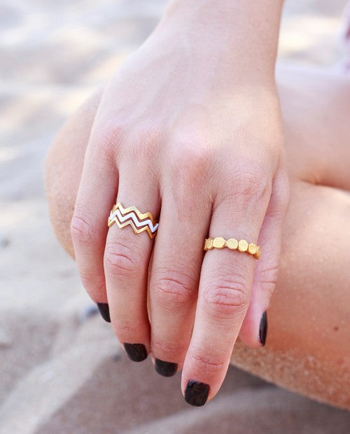 "GOLDEN DOTS" RING