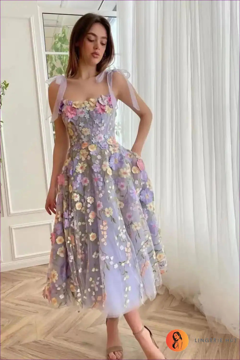 Heidi-Mode | Floral Fantasy Spitzenkleid - Sexy Sommer-Eleganz