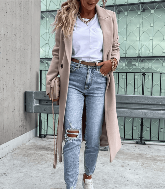 Heidi-Mode | Lockere Wolljacke mit Taschen und Knöpfen