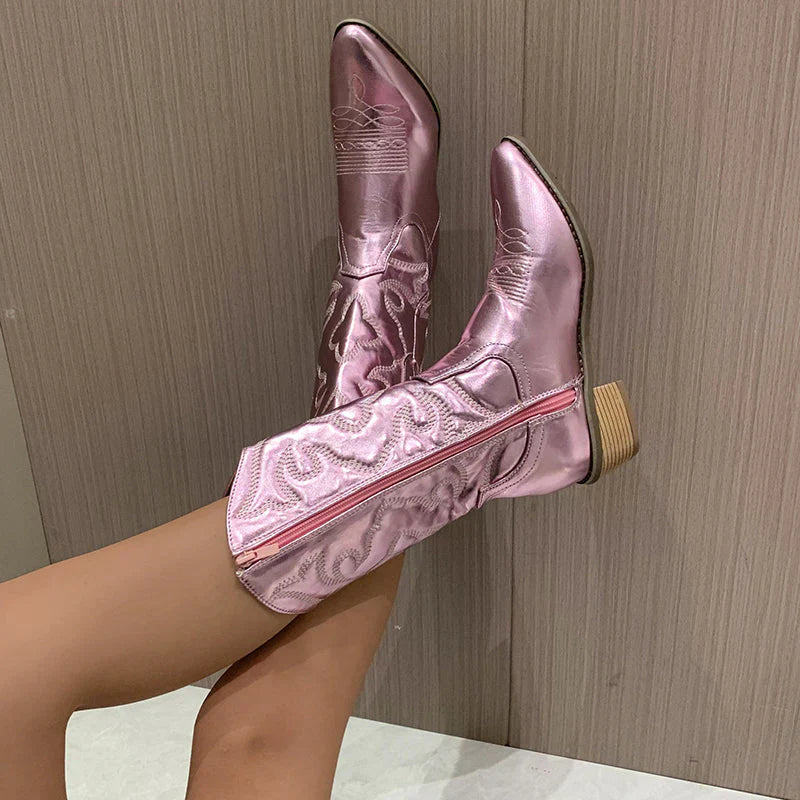 Elegante metallische Cowboy-Stiefel