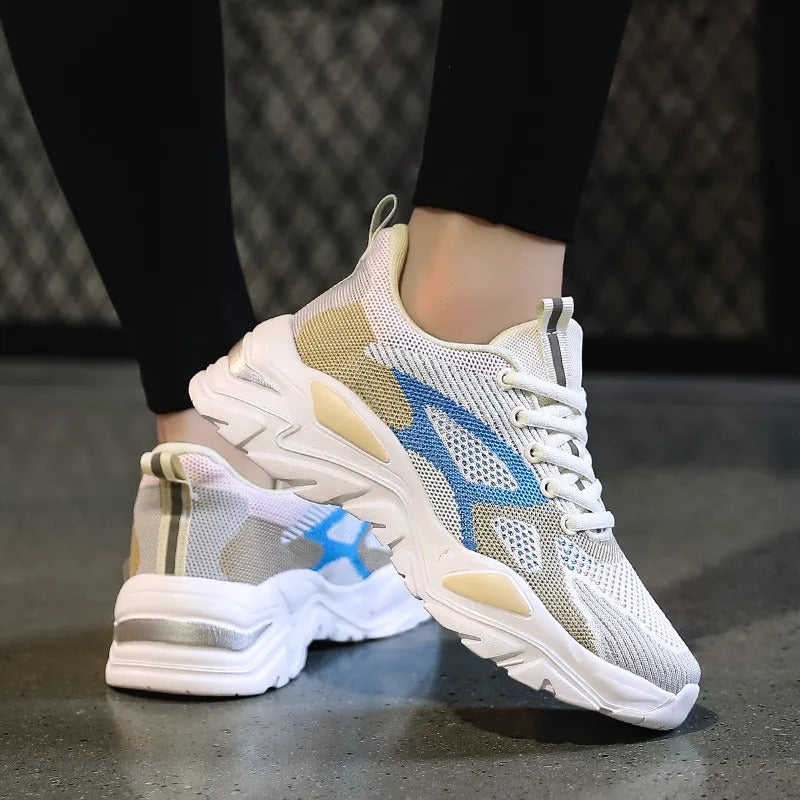 Heidi-Mode | Atmungsaktive Mesh Plateau Sneakers