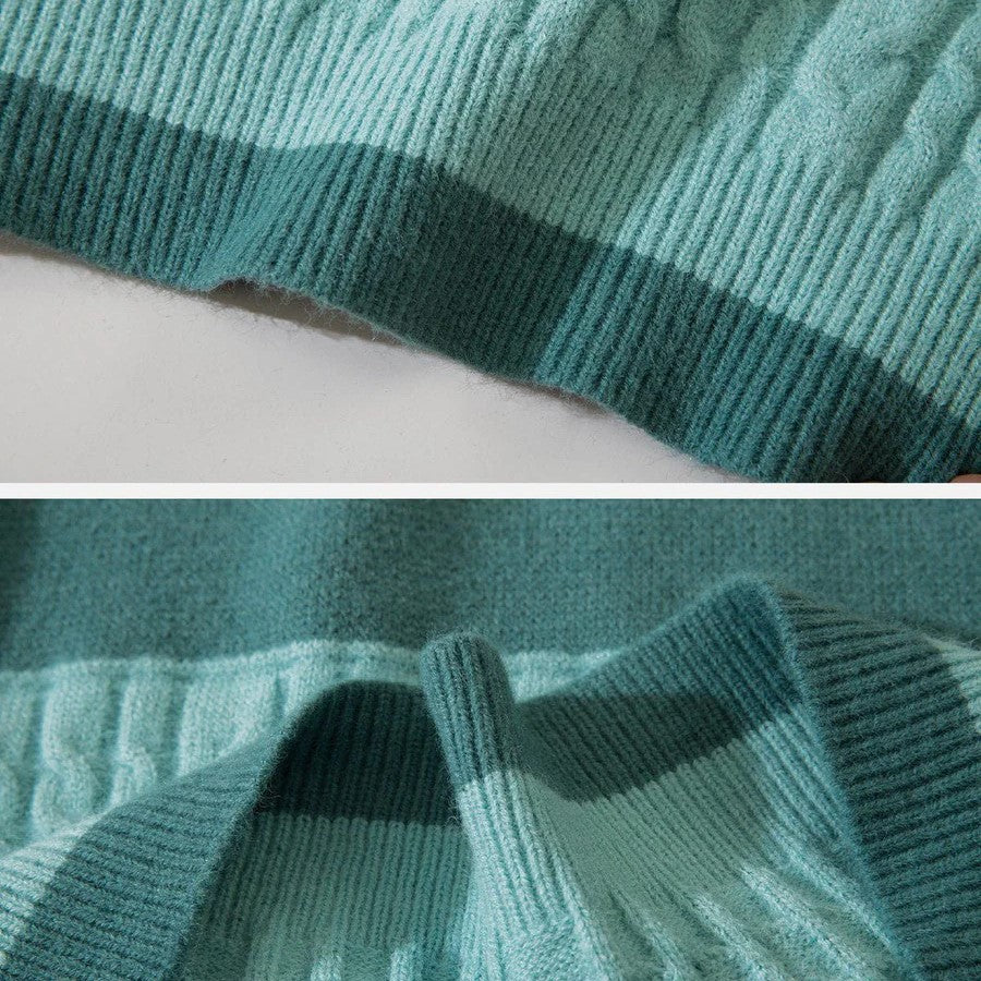 Zopfstrickpullover mit Pastell-Wolkenmotiv