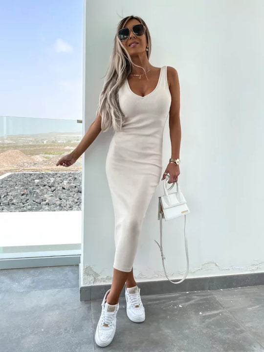 Heidi-Mode | Stilvolles Off Shoulder Crop Top und Midi Rock Set