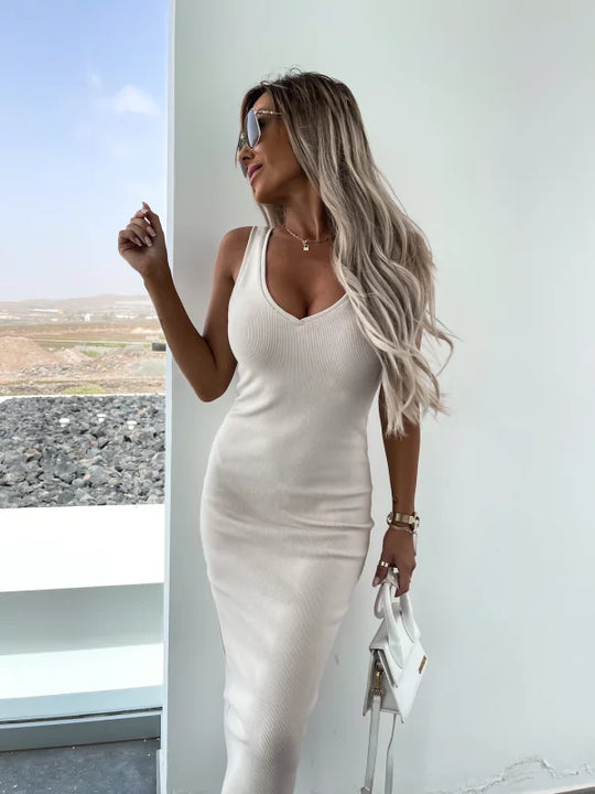 Heidi-Mode | Stilvolles Off Shoulder Crop Top und Midi Rock Set