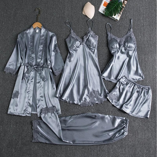– Luxus-Pyjama-Set