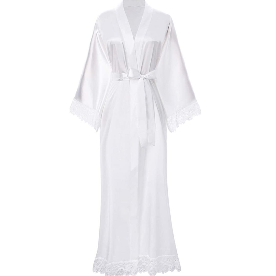 Heidi-Mode | Lange Bademantel aus Satin mit Spitzen Details