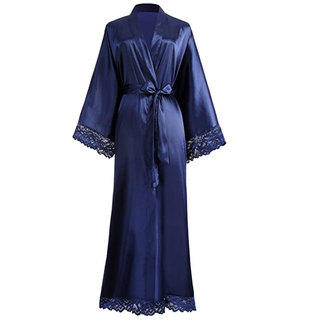 Heidi-Mode | Lange Bademantel aus Satin mit Spitzen Details