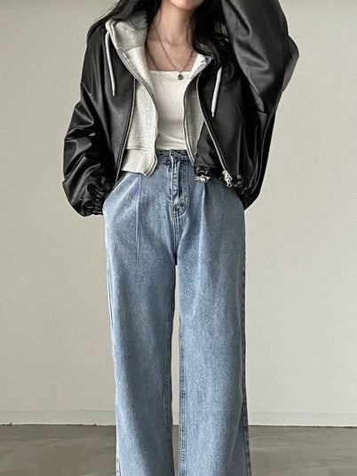 Heidi-Mode | Schwarze Jacke mit Kordelzug und Kragen