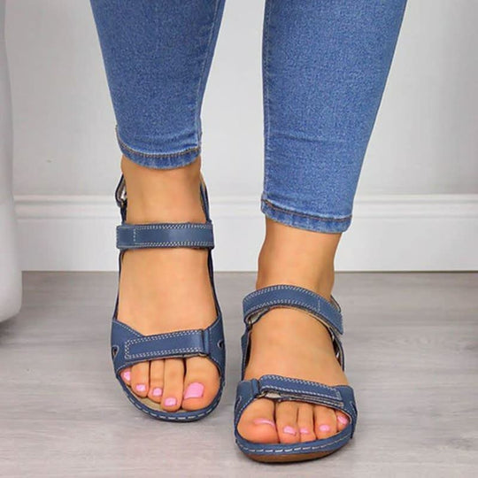 Heidi-Mode | Schicke und Bequeme Sandalen für Die Moderne Frau