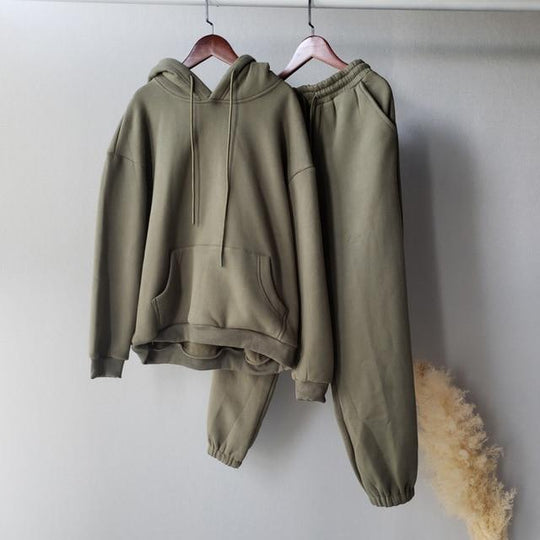 Heidi-Mode | Sweatshirt mit Kapuze und Jogginghose