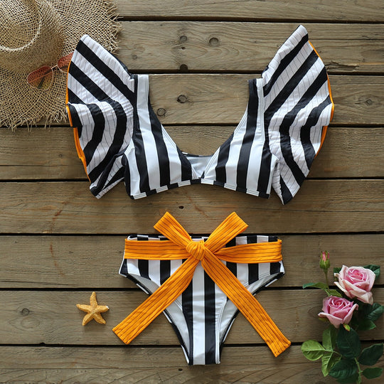 Heidi-Mode | Push-up Gepolsterter Bh mit Rüschen für einen eleganten Bikini Satz