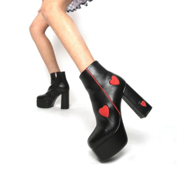 Heidi-Mode | Wadenhohe Stiefel