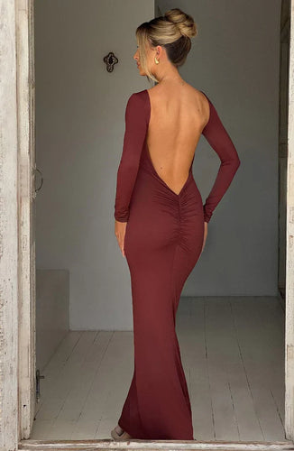 tijdloze elegante lange jurk met mouwen