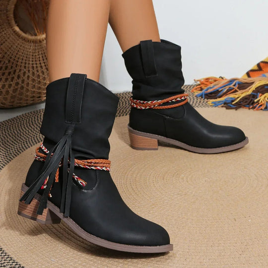 Heidi-Mode | Elegante Piratenstiefel mit plissierter Quaste
