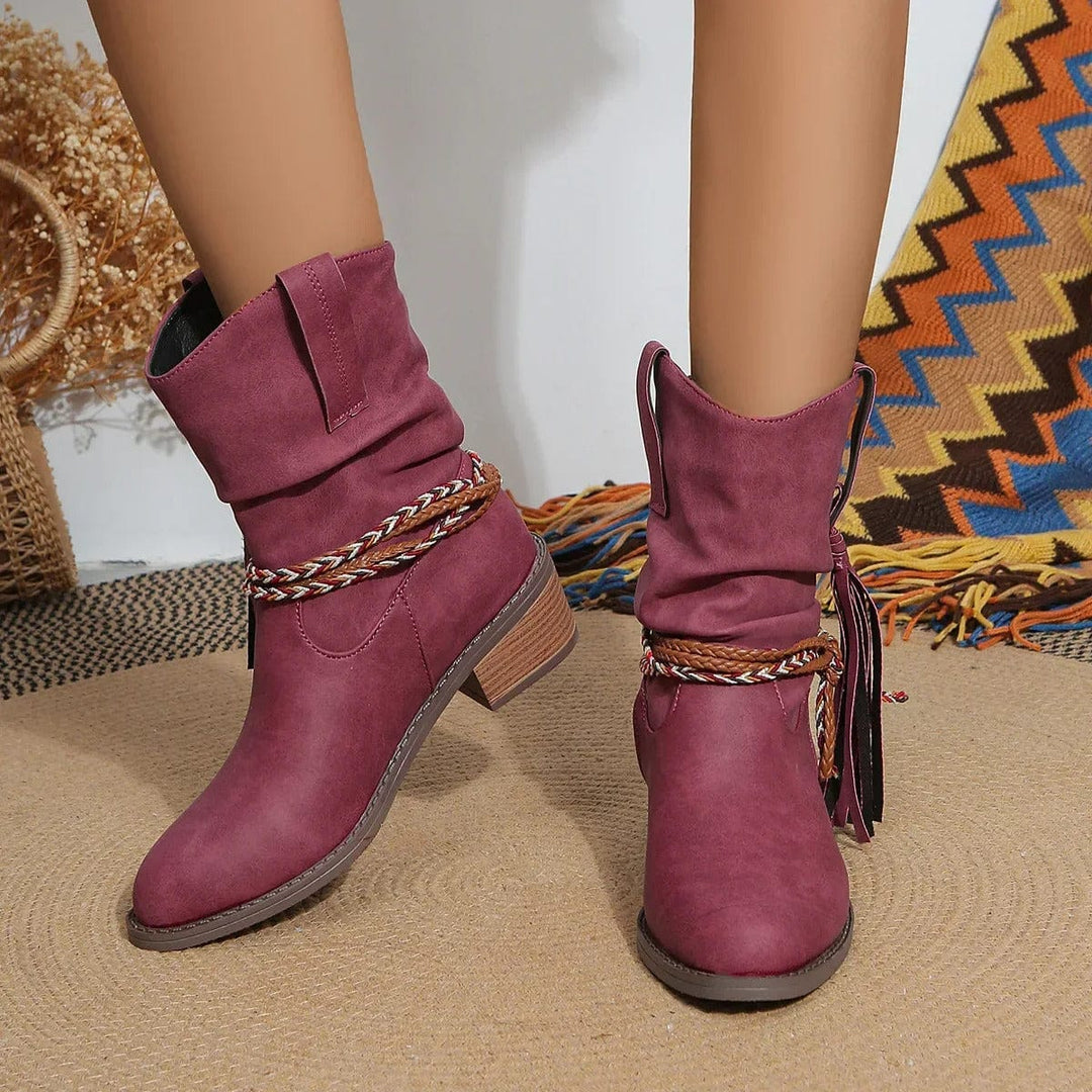 Heidi-Mode | Elegante Piratenstiefel mit plissierter Quaste