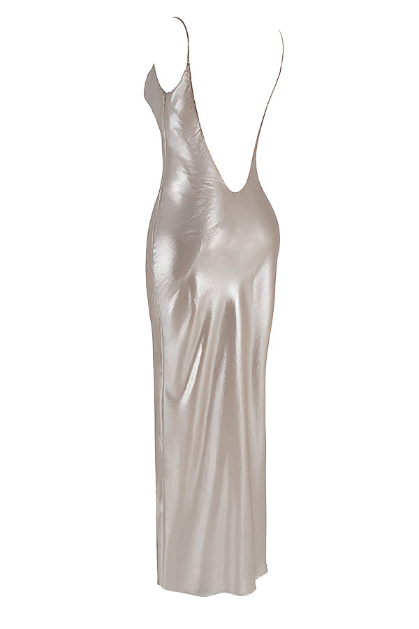 Heidi-Mode | Lange Kleid mit Champagnerfarbigen Glanz und Tiefe Rücke
