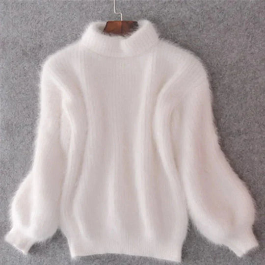 flauschiger warmer gestrickter Pullover