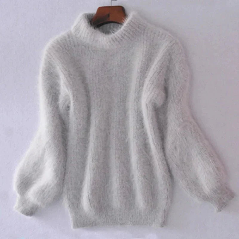 flauschiger warmer gestrickter Pullover