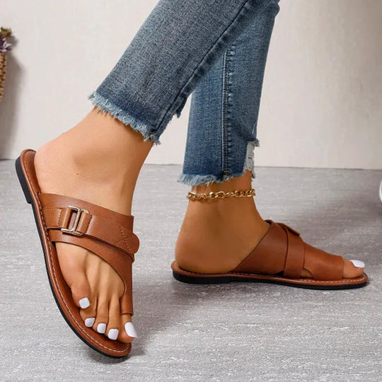 Heidi-Mode | Stylische Casuale Sandalen