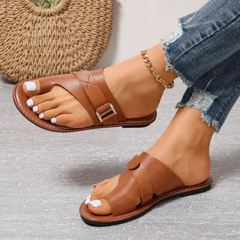 Heidi-Mode | Stylische Casuale Sandalen