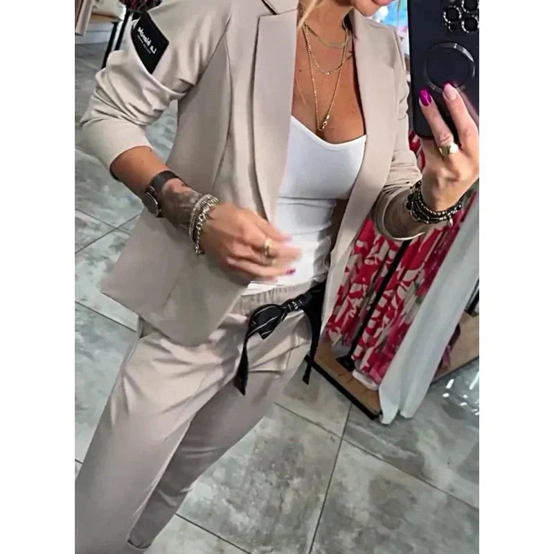 Heidi-Mode | 2-Teiliges Set Bestehend aus Einem Lässigen Blazer und Einer Hose