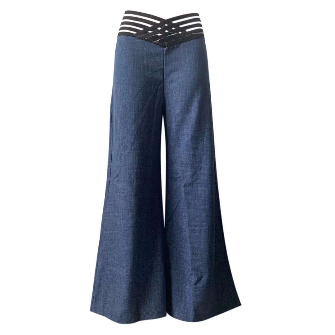 Heidi-Mode | Hochtaillierte Flachbund-Hose mit Überkreuzten Beinen