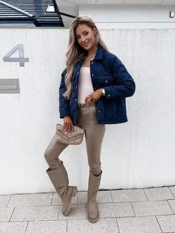 Heidi-Mode | Stilvolle Lockere Damenjacke mit Knöpfen