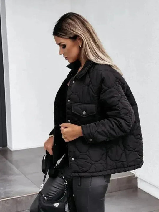 Heidi-Mode | Stilvolle Lockere Damenjacke mit Knöpfen