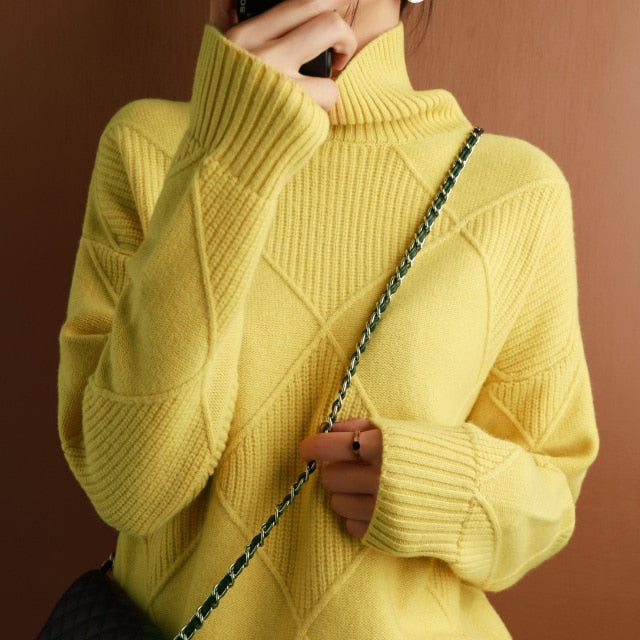 Heidi-Mode - Stilvolle Pullover mit Rollkragen für Frauen