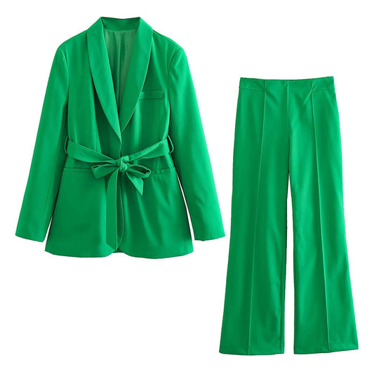 Heidi-Mode | Elegante Blazer mit Gürtel und Passender Hose