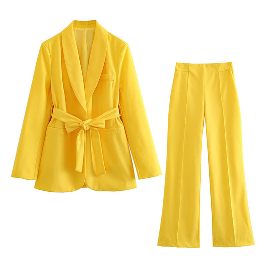 Heidi-Mode | Elegante Blazer mit Gürtel und Passender Hose