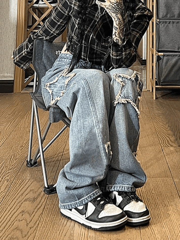 Heidi-Mode | Weinlesewasch Distressed Star Patch Boyfriendjeans