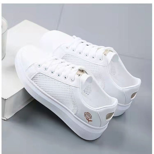 Heidi-Mode | Frühlingsweiße Sneaker
