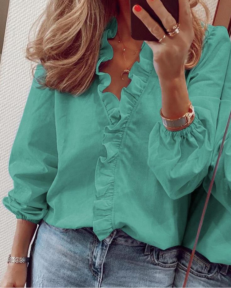 Heidi-Mode | Bluse mit Rüschen und V-Ausschnitt