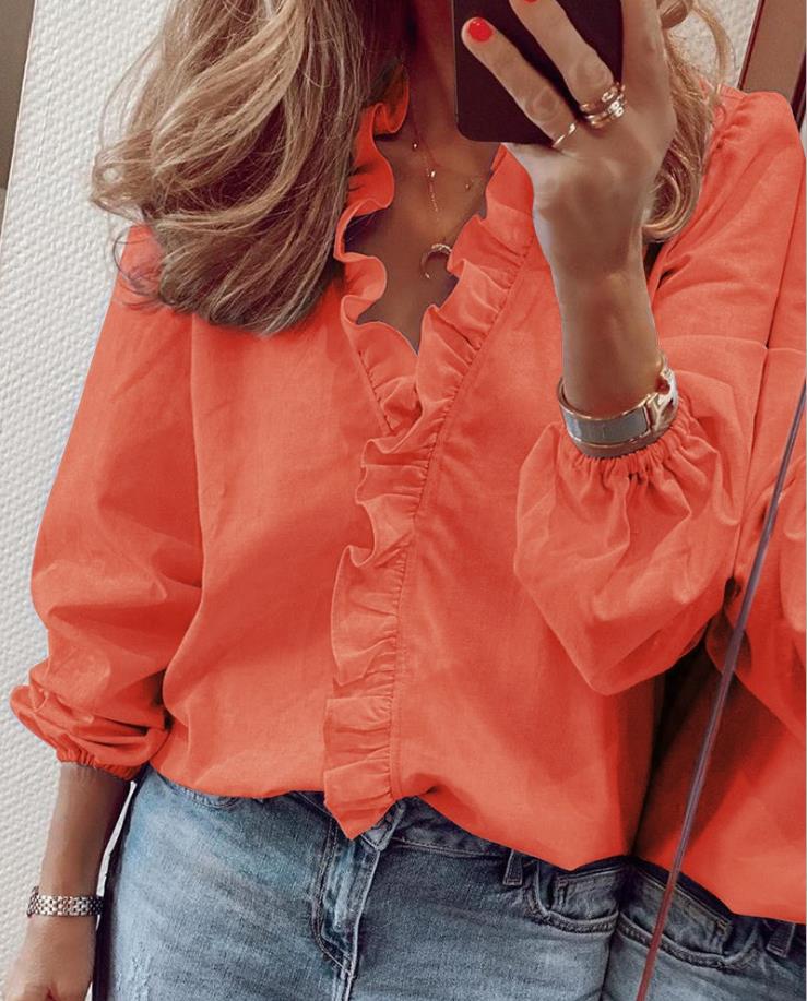 Heidi-Mode | Bluse mit Rüschen und V-Ausschnitt