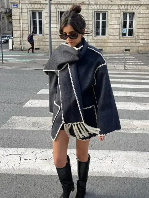 Heidi-Mode | Wollener Schal-Mantel für Frauen